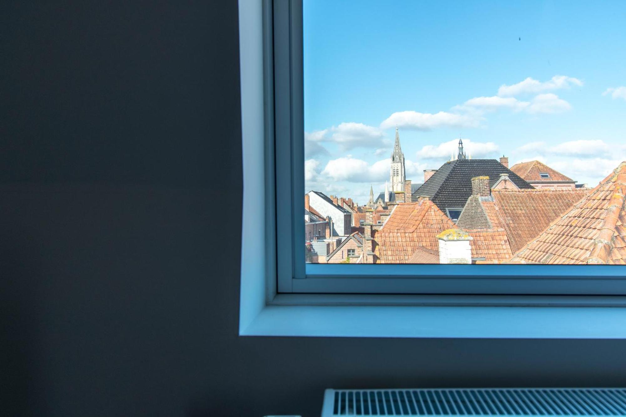 Maro Appartments Ieper Buitenkant foto